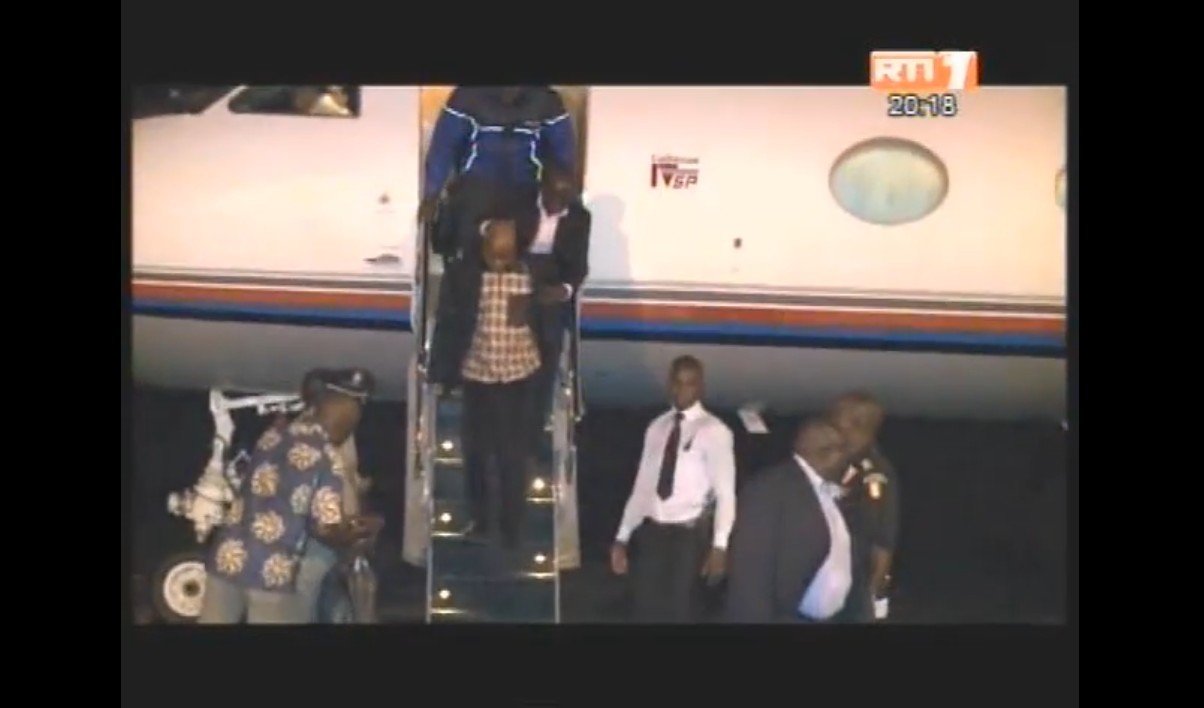 Avion_lome_1