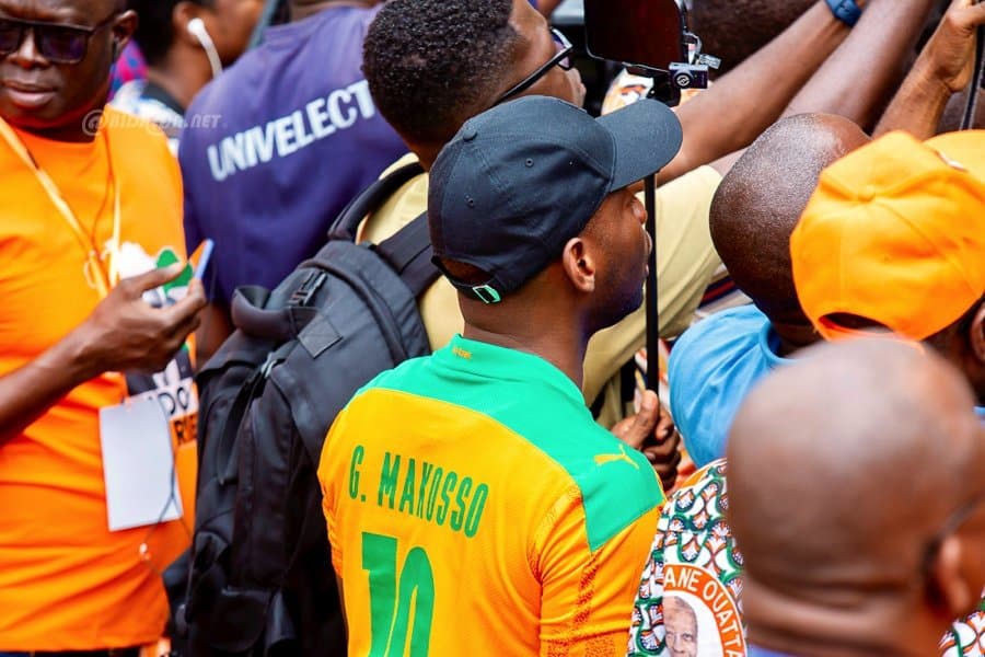 presidentielle-2025-depot-de-candidature-d-alassane-ouattara-a-la-cei_jfl2pqskrc