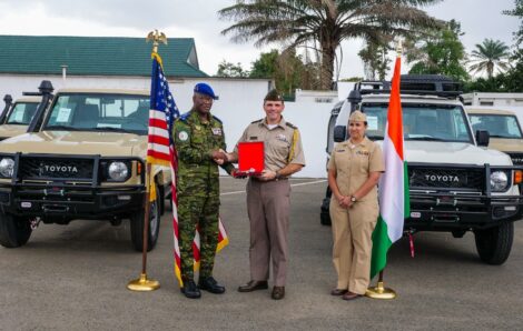 Aujourd’hui, les Etats-Unis ont remis 90 véhicules aux FACI-Forces Armées de Côte d’Ivoire