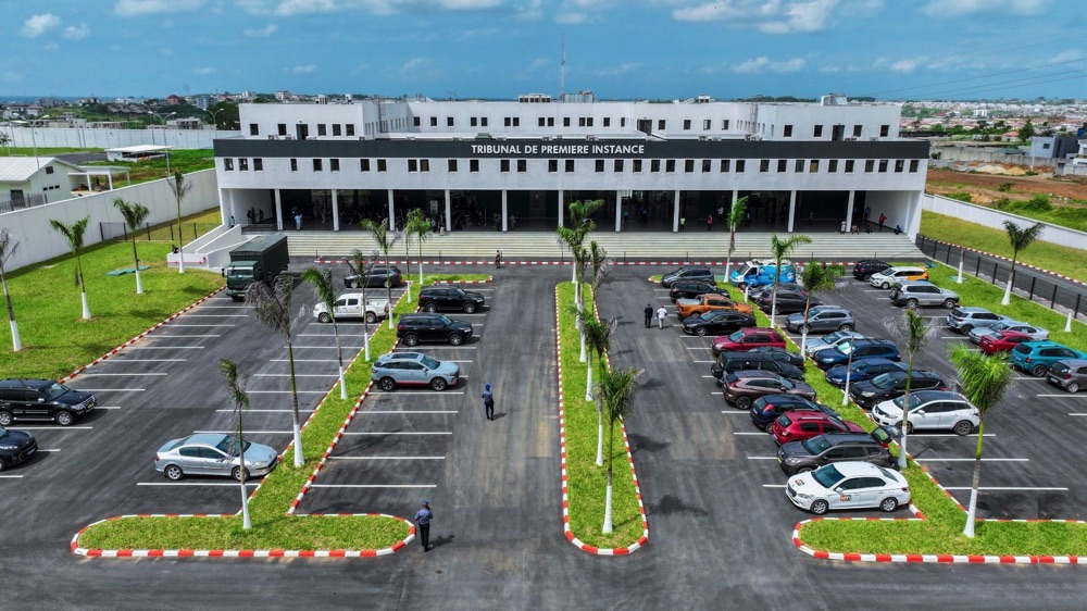 Bingerville_justice-le-tribunal-de-premiere-instance-de-bingerville-mis-en-service-offi_l64en4a60j