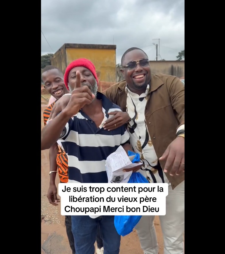 L’activiste proche du RHDP, CHOUPAPI, retrouve enfin la LIBERTÉ après avoir passé 2 mois au Pôle Pénitentiaire d’Abidjan.