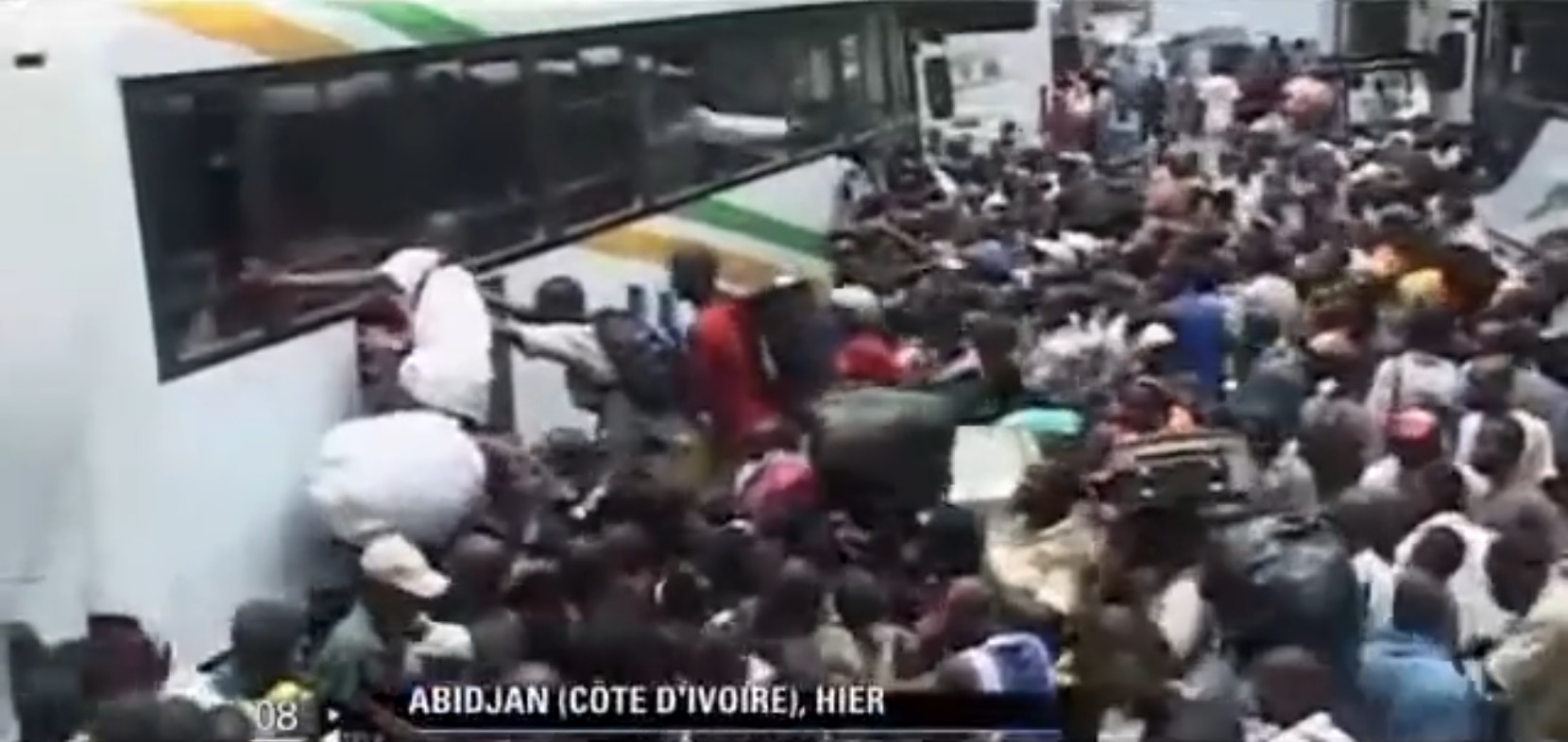 Maliens_vent_de_Panique_Abidjan_2011_1