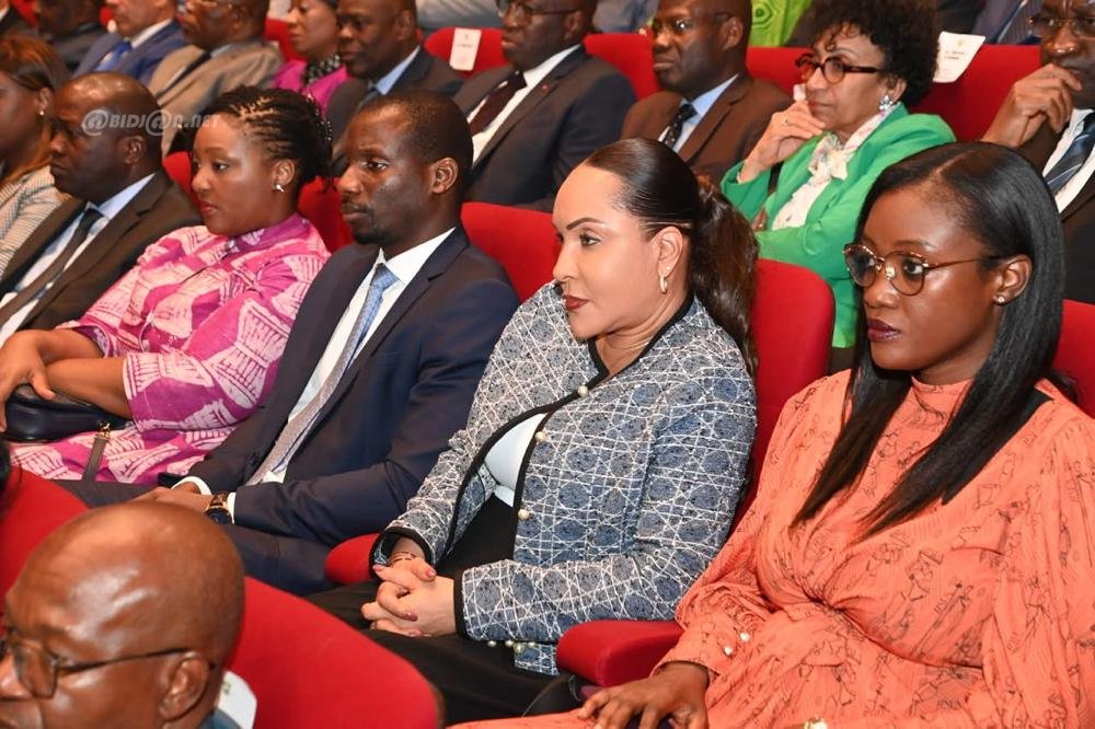 cinema-projection-de-l-avant-premiere-du-film-documentaire-intitule-alassan_1c5i6qcr118