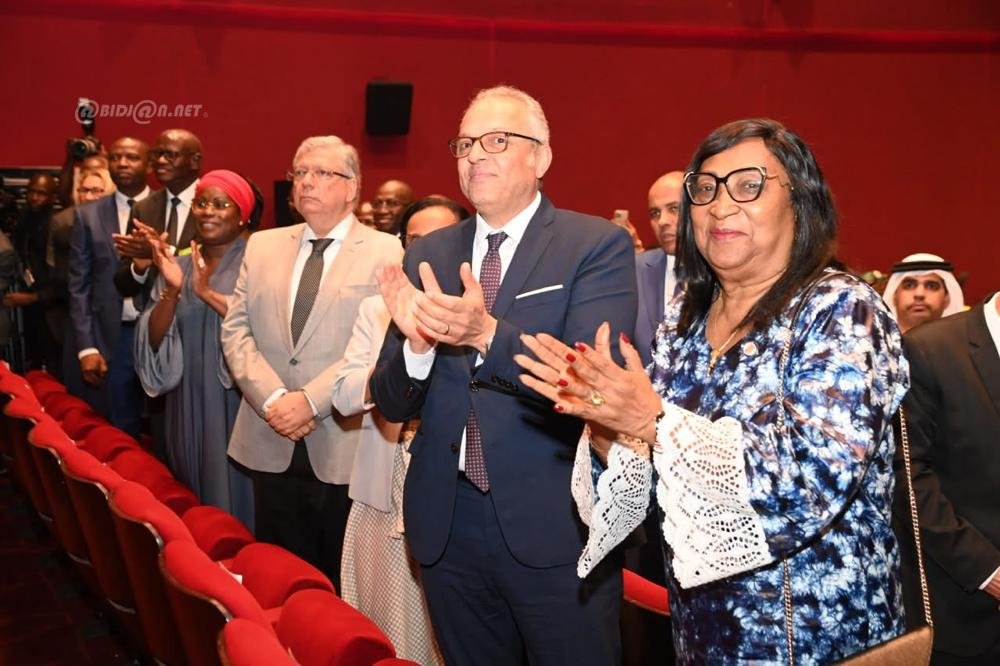 cinema-projection-de-l-avant-premiere-du-film-documentaire-intitule-alassan_m17msxtne7