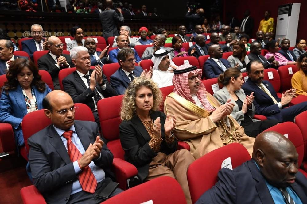 cinema-projection-de-l-avant-premiere-du-film-documentaire-intitule-alassan_r6xtrc449bm