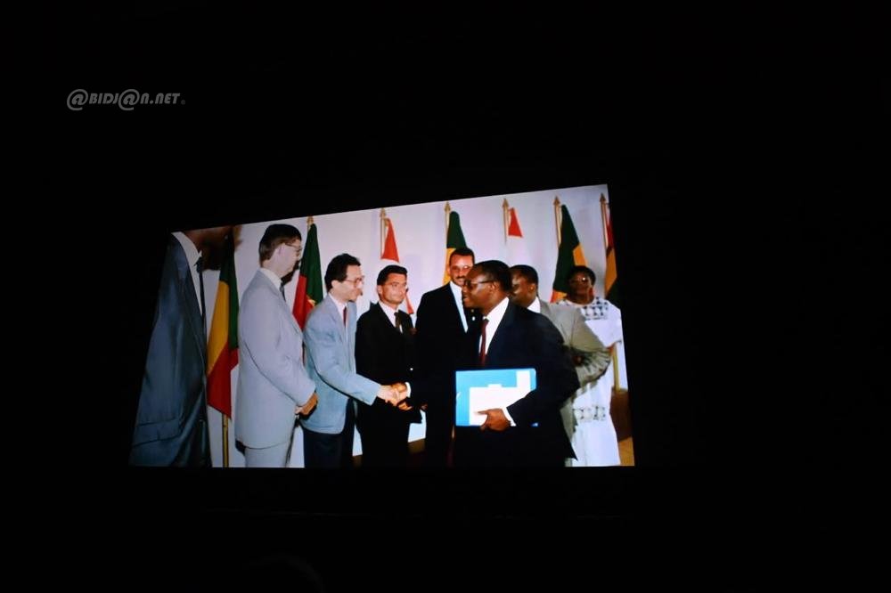 cinema-projection-de-l-avant-premiere-du-film-documentaire-intitule-alassan_tn4whf5lx8m