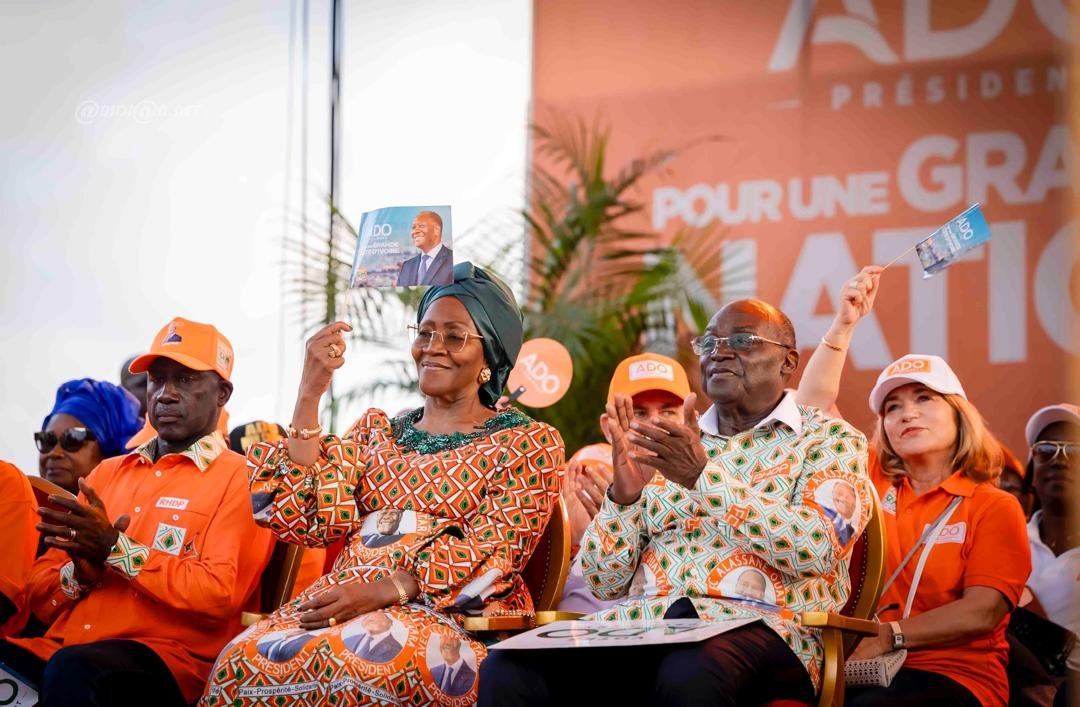 presidentielle-2025-meeting-de-cloture-du-candidat-alassane-ouattara-a-la-p_pzruu3x1yzl