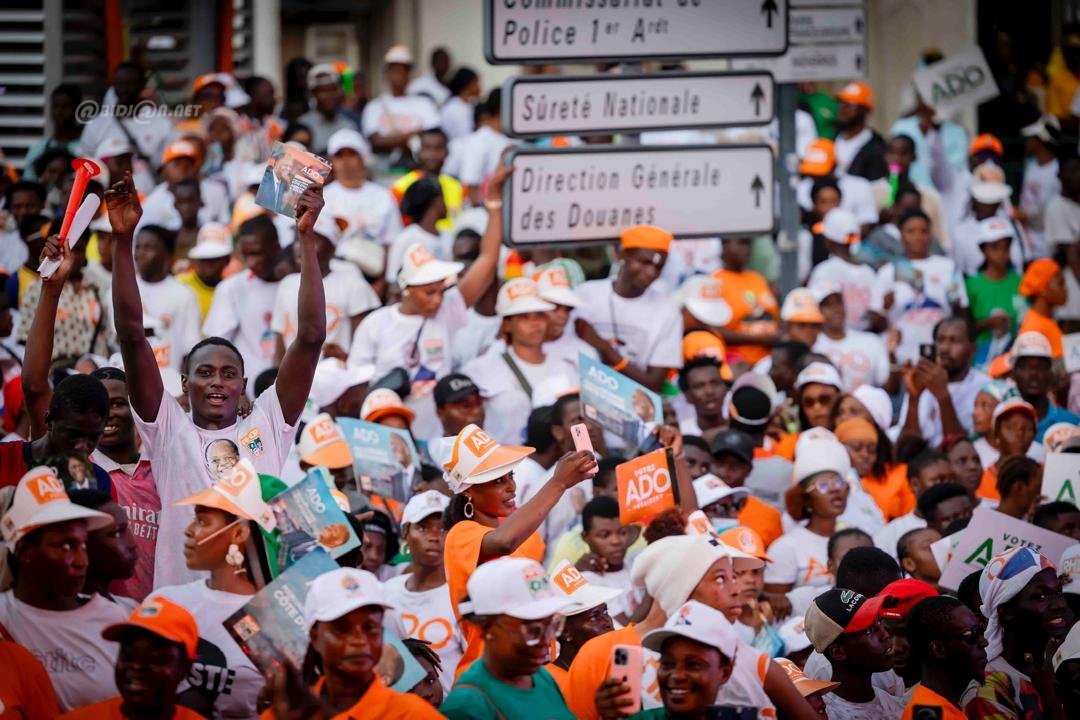 presidentielle-2025-meeting-de-cloture-du-candidat-alassane-ouattara-a-la-p_w4ag67a86ba