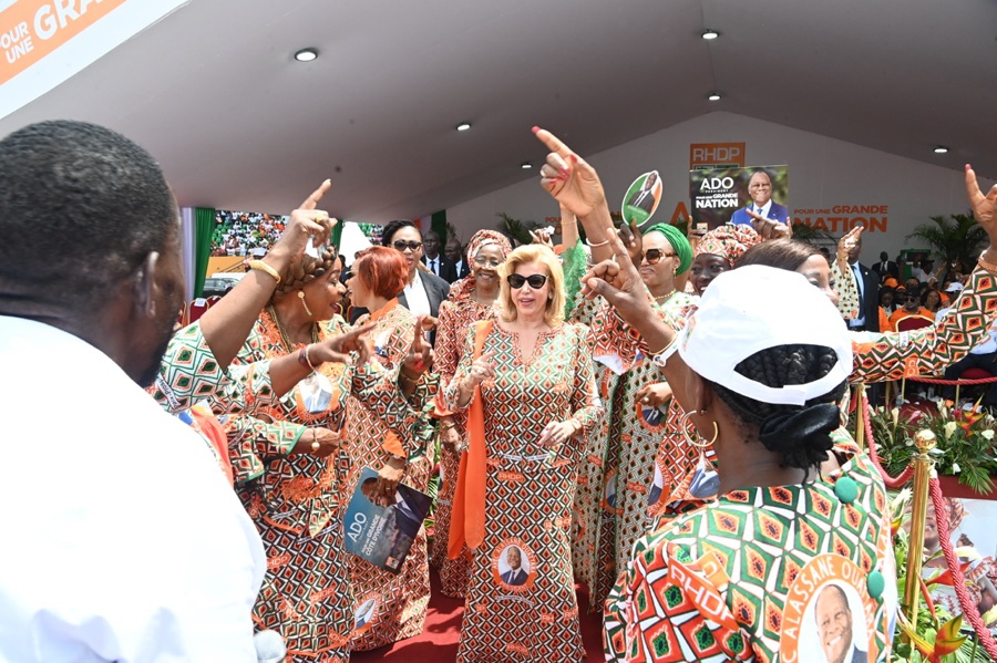 presidentielle-2025-meeting-des-femmes-du-rhdp_11xalinsg69p