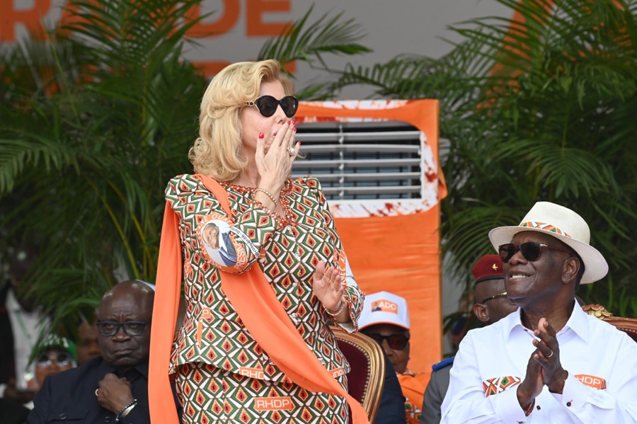 presidentielle-2025-meeting-des-femmes-du-rhdp_1q9saa0gu2v