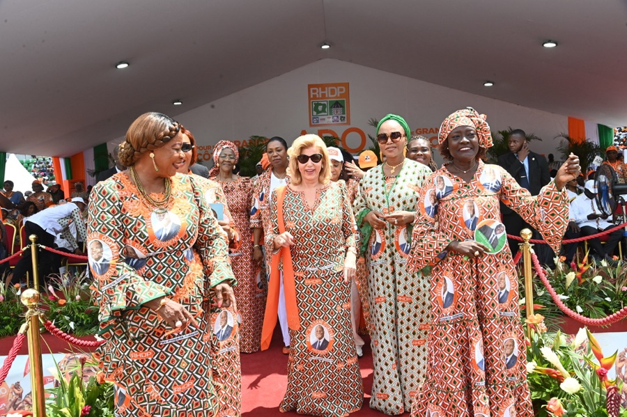 presidentielle-2025-meeting-des-femmes-du-rhdp_4pntg274oj