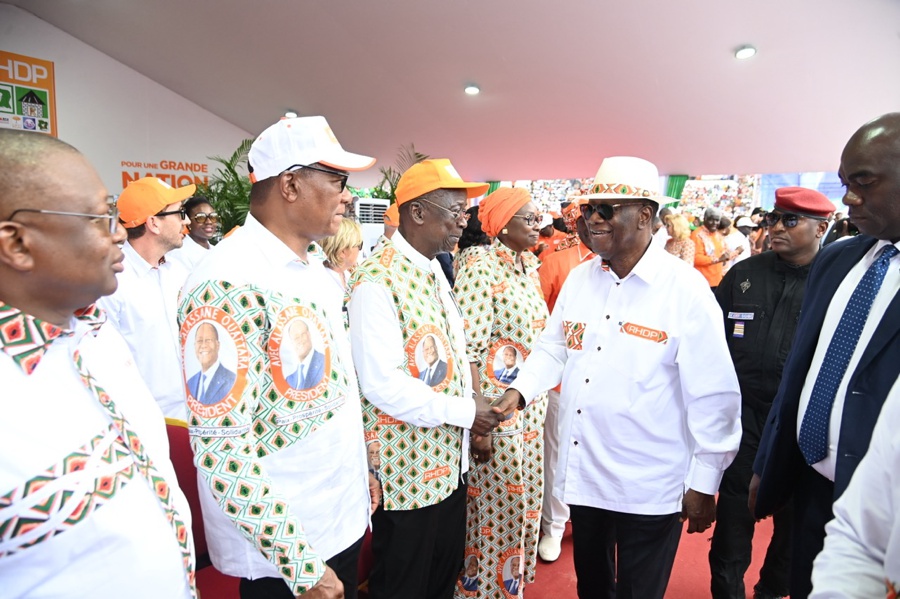 presidentielle-2025-meeting-des-femmes-du-rhdp_ektt5eky0xd