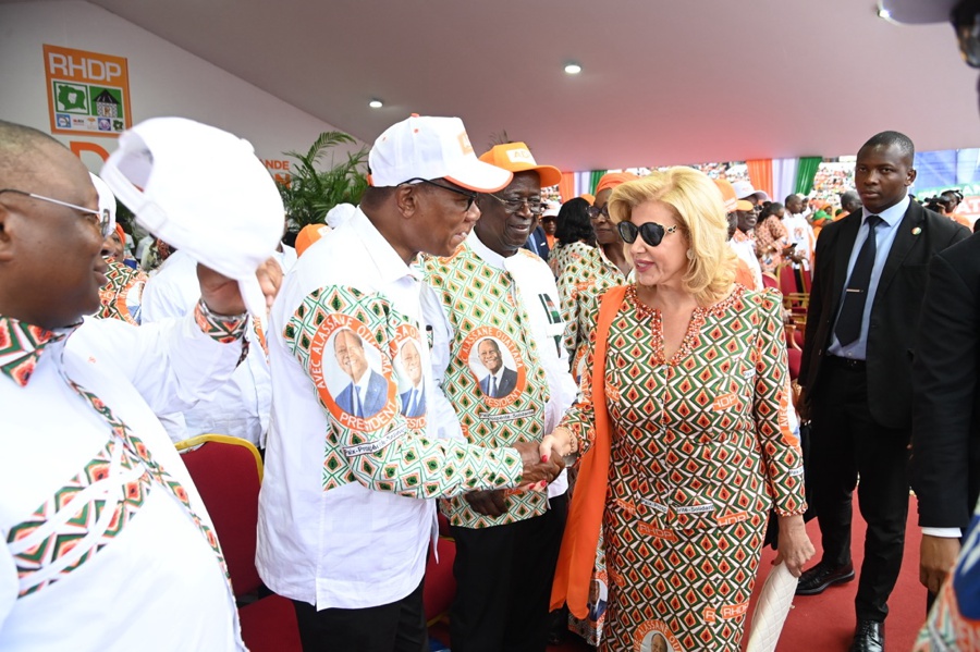 presidentielle-2025-meeting-des-femmes-du-rhdp_oav91hspr0c