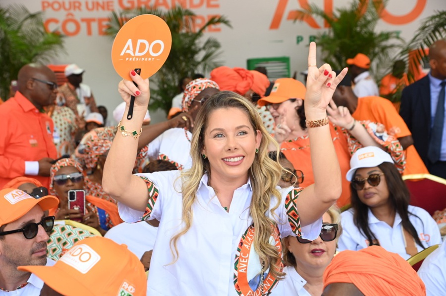 presidentielle-2025-meeting-des-femmes-du-rhdp_s1ktt8hrf9