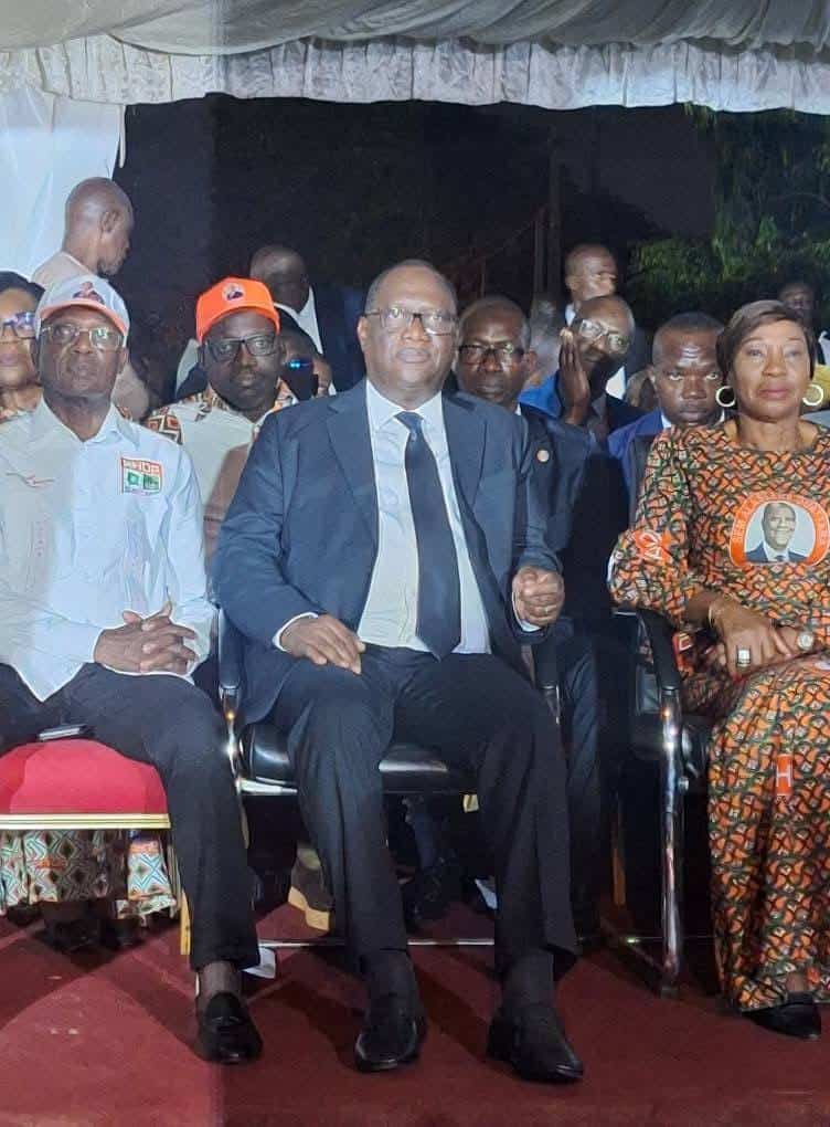 586700193_122147956994856918_2014852971442041379_n