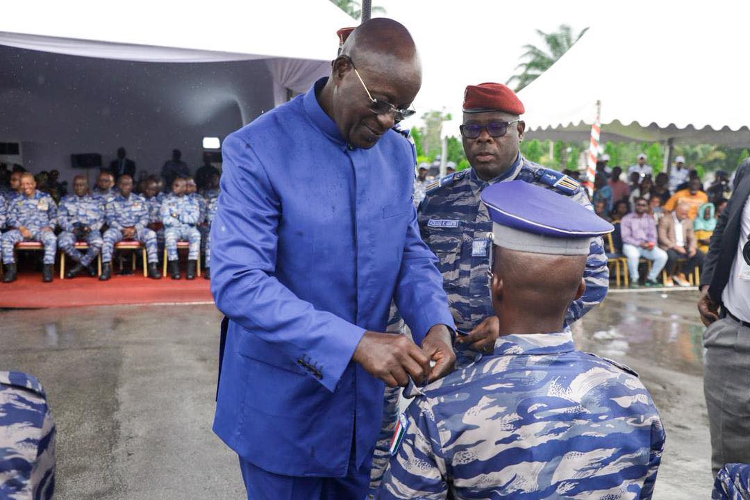 588766933_864219982816192_6953124717148835330_n