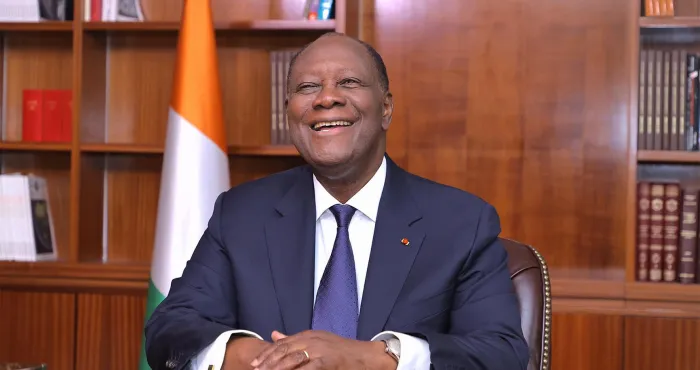Politique  : Critiques répétées contre les grands travaux du chef de l’État – Le PPA-CI, le mauvais élève qui veut donner des leçons ! A quoi sert la Tour F et le pont de Cocody expliqué à Laurent Gbagbo.