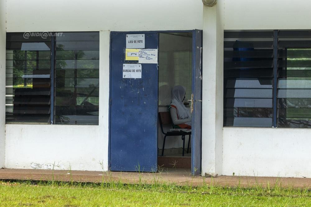 cote-d-ivoire-legislatives-2025-ouverture-des-bureaux-dans-205-circonscript_eo8jwzz11en