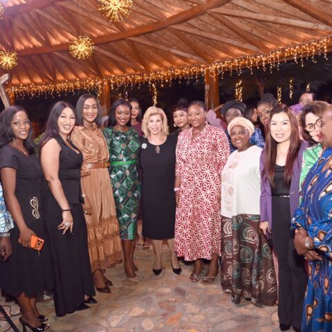 A l&rsquo;occasion de notre traditionnelle cérémonie de présentation des vœux du nouvel an, la 1ère Dame a reçu ses sœurs à la résidence.