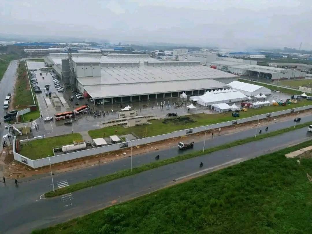 Usine_Construite_ADO