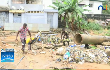 Côte d&rsquo;Ivoire : Pluies diluviennes à Abidjan, neuf personnes d&rsquo;une même concession périssent dans les décombres.